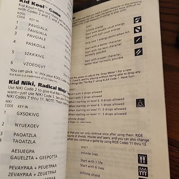 Nintendo NES Game Genie Game Enhancer w/ Manual - Galoob - Picture 4 of 6